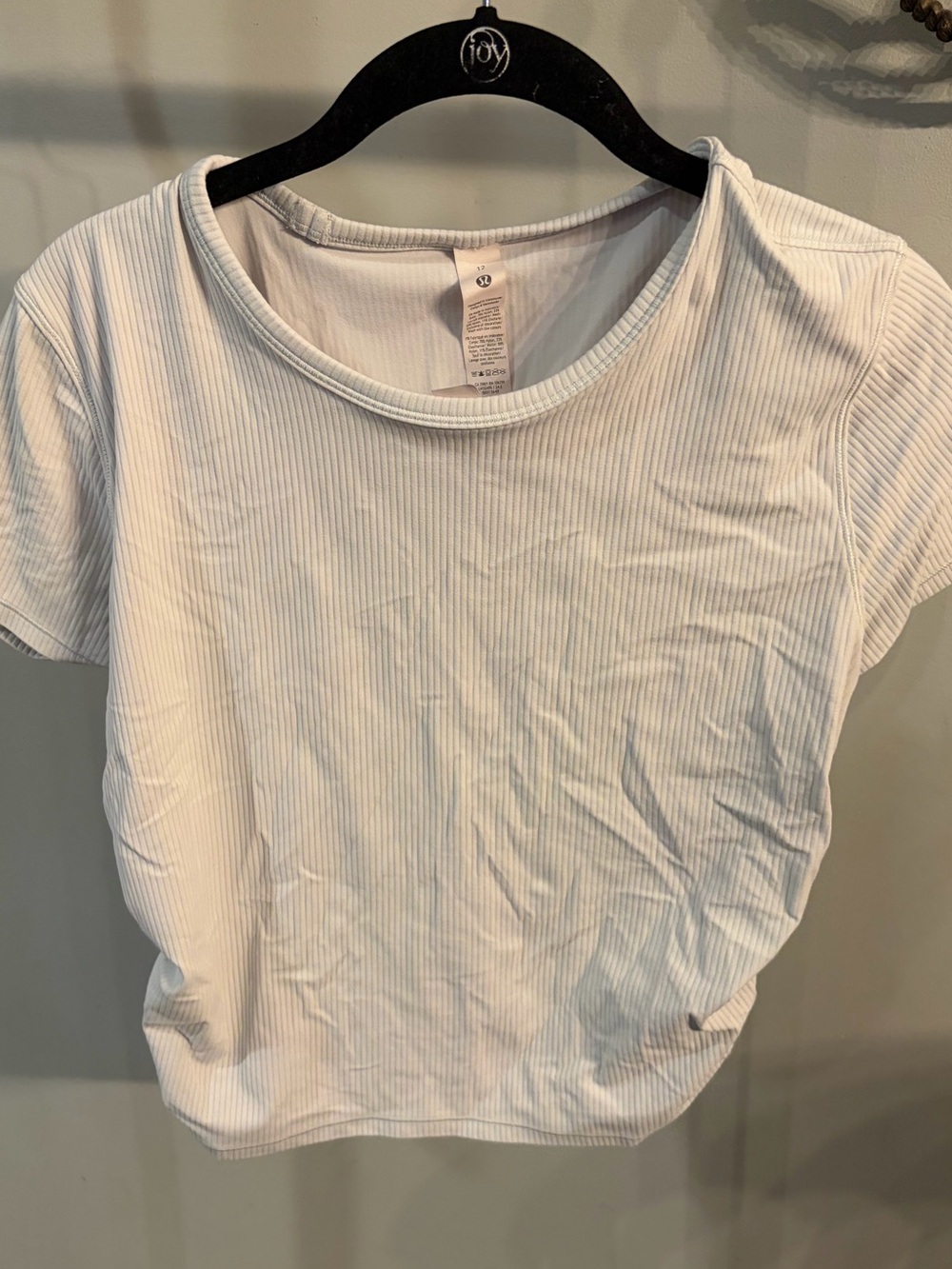 lululemon athletica all it takes  Ribbed Short Sleeve rouched side Tee size 12